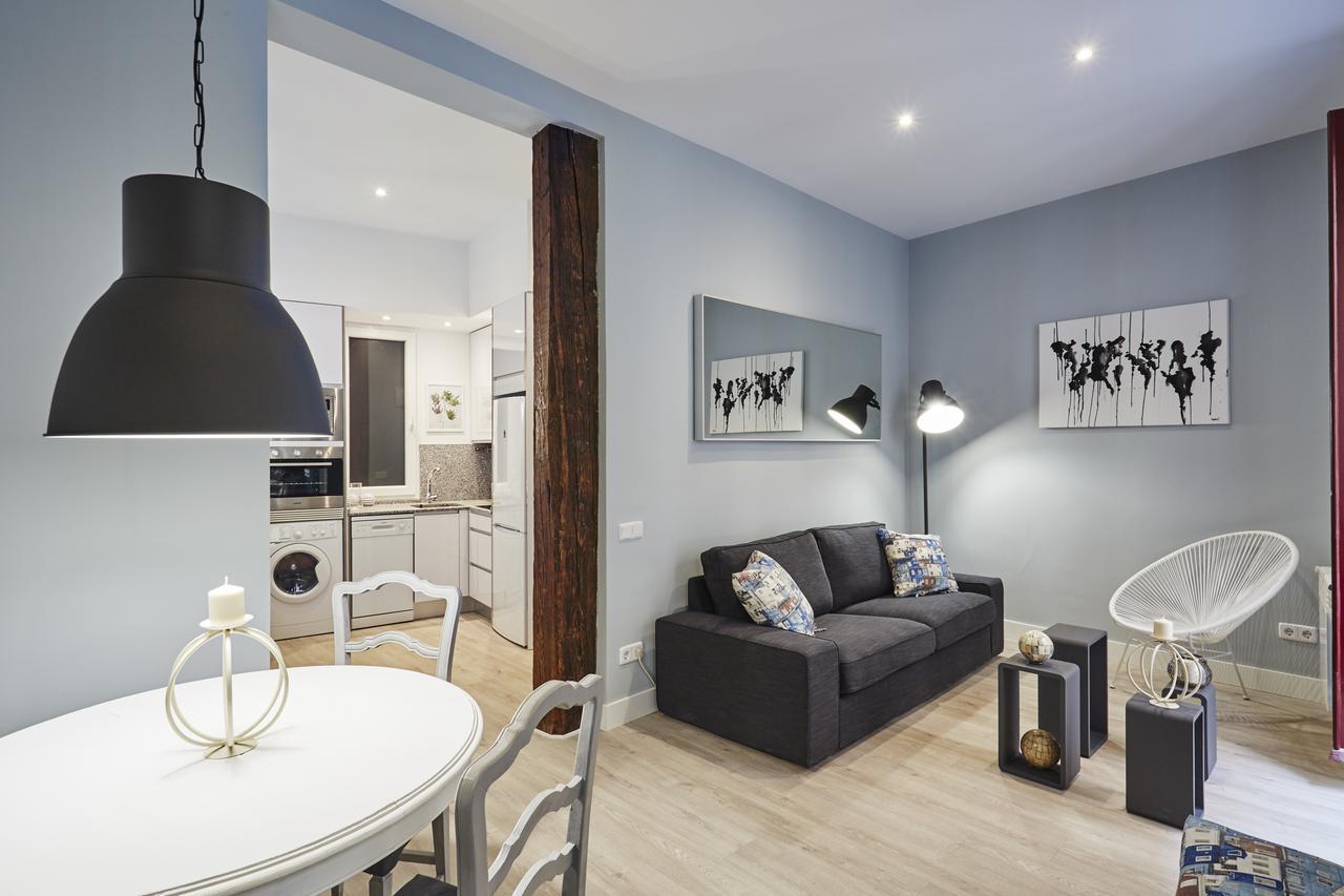 BRIGHT NEW APARTMENT in FUCAR STREET Мадрид Екстериор снимка