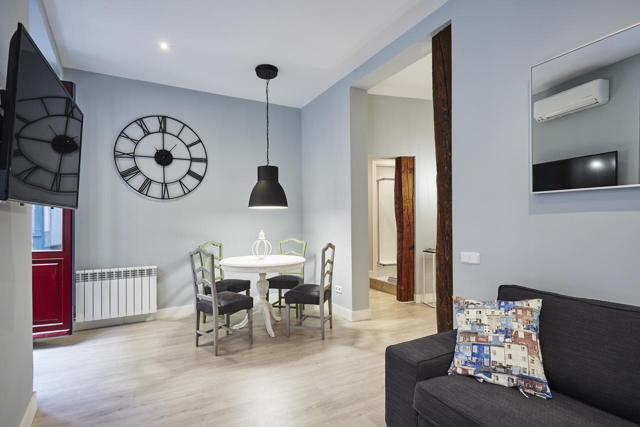 BRIGHT NEW APARTMENT in FUCAR STREET Мадрид Екстериор снимка